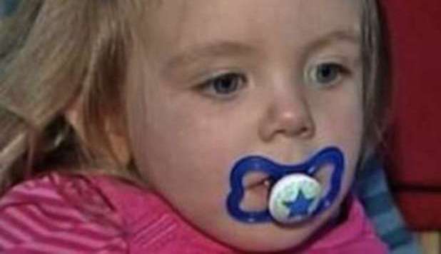 HA UNA MATITA 'INFILZATA NEL CERVELLO': OLIVIA, 20 MESI, SALVA PER MIRACOLO - 04/02/2013